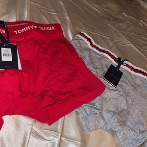 Tommy Hilfiger - Two (2) New 🎄Super Soft Boxer Briefs 🤫😋